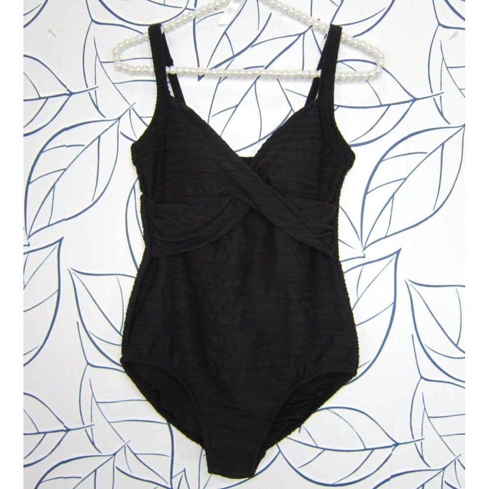 Lands’ End Black Textured Wrap One Piece Swimsuit w/ Tummy Control Size 6
